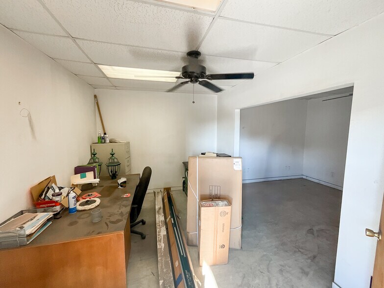 More Photos Of 400 Stoddard st, Odessa Warehouse For Sale