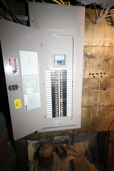 More Photos Of 101 W Main St, Syracuse Storefront Retail Residential For Sale