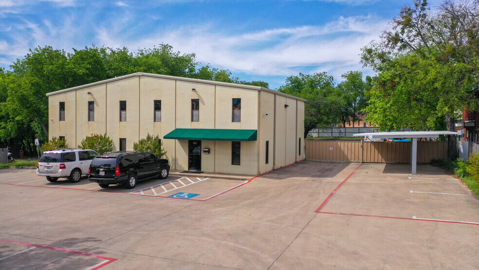 Primary Photo Of 4207 Broadway Ave, Haltom City Warehouse For Sale