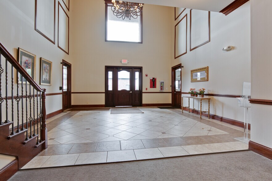 More Photos Of 1531 Grove Ave, Barrington Office For Sale