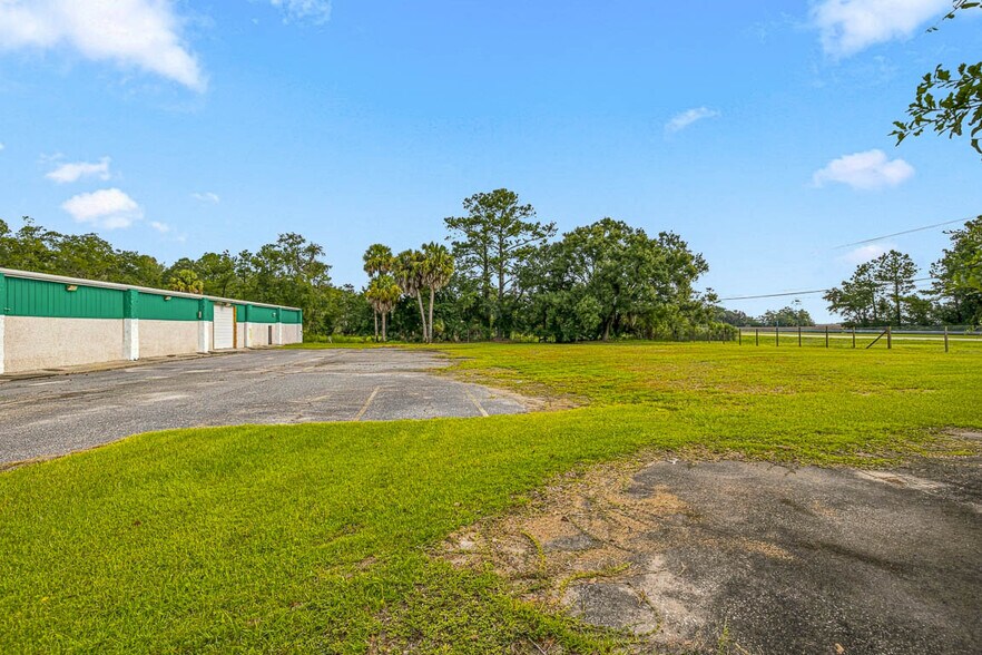 More Photos Of 3811 Darien Hwy, Brunswick Flex For Sale