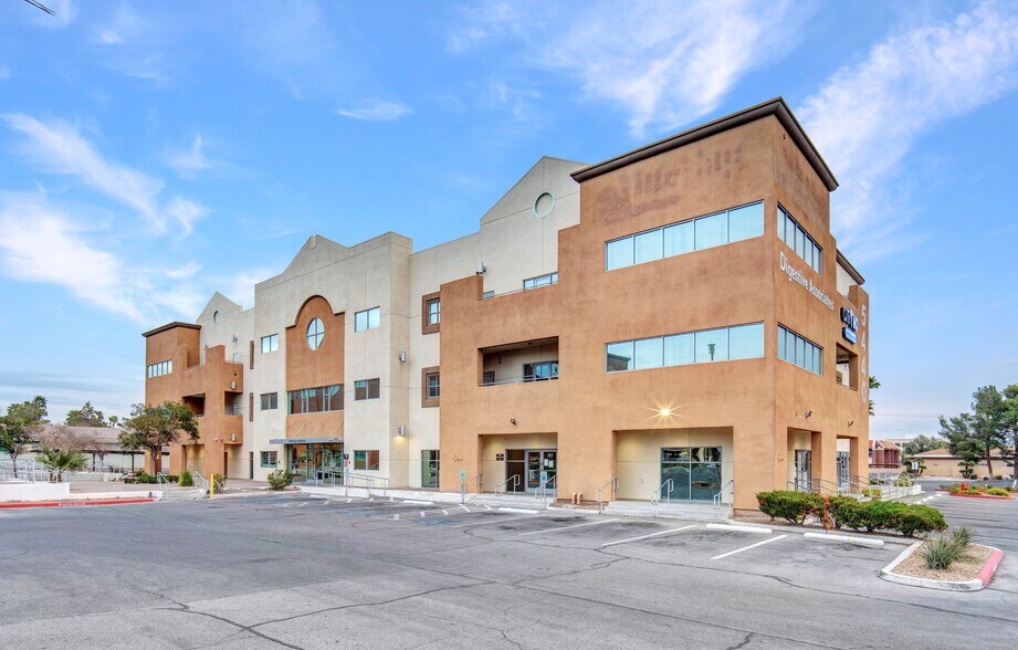 More Photos Of 5440 W Sahara Ave, Las Vegas Medical For Lease