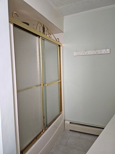 More Photos Of 707 West Ave, Jenkintown Storefront Retail Residential For Lease