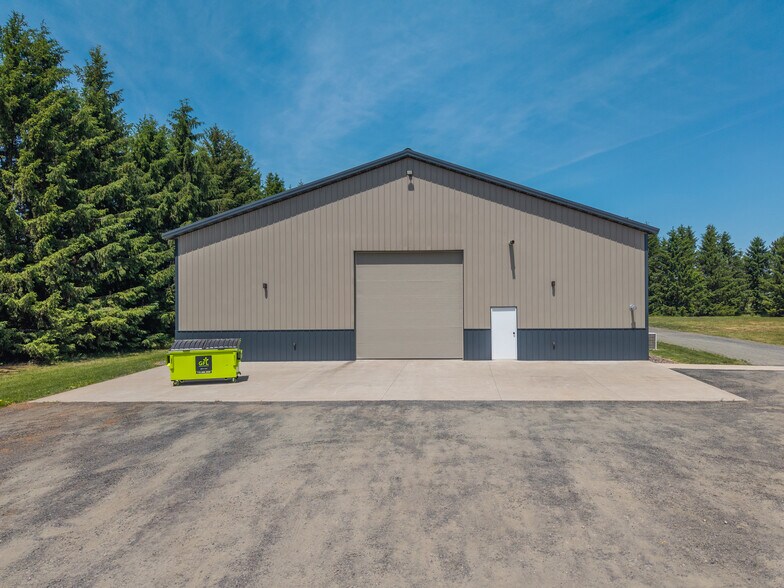 More Photos Of 22946 100th Ave, Cadott Manufacturing For Sale