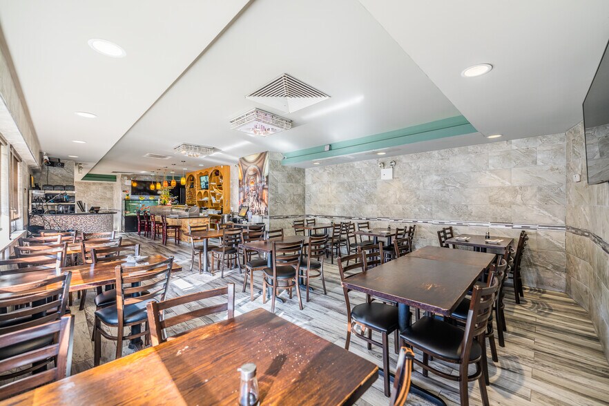 More Photos Of 1506 Bronxdale Ave, Bronx Restaurant For Sale