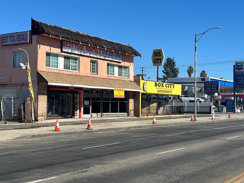 Primary Photo Of 16119 Sherman Way, Van Nuys Freestanding For Lease