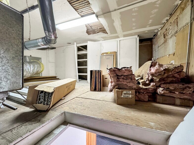 More Photos Of 920 S Atlantic Blvd, Los Angeles Office For Sale