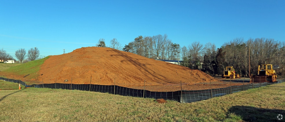 More Photos Of 2736 N Church St, Greensboro Land For Lease