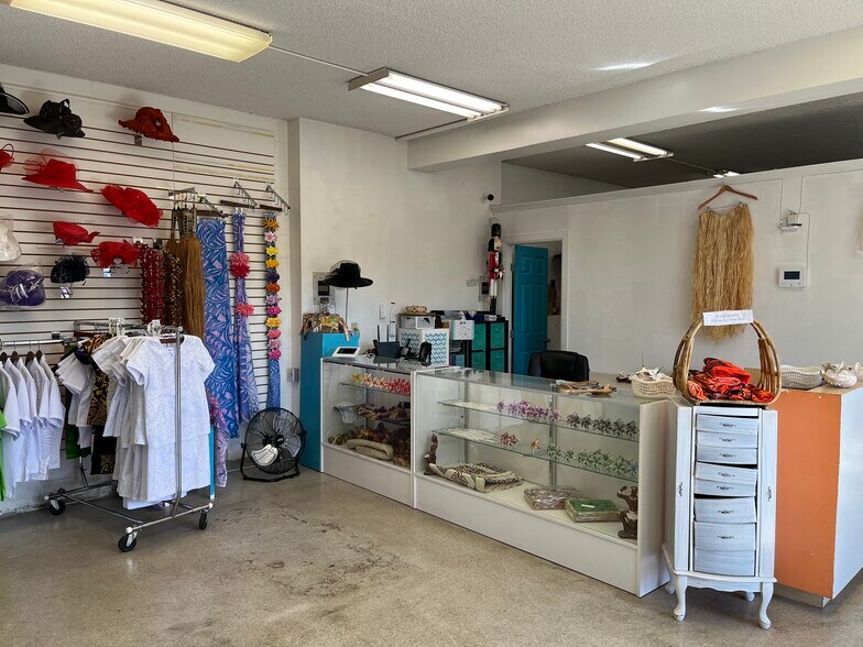 More Photos Of 85-794 Farrington Hwy, Waianae Freestanding For Sale