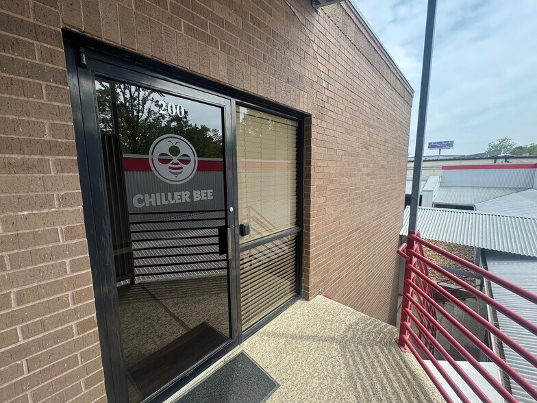 More Photos Of 3421 W Davis St, Conroe Medical For Lease