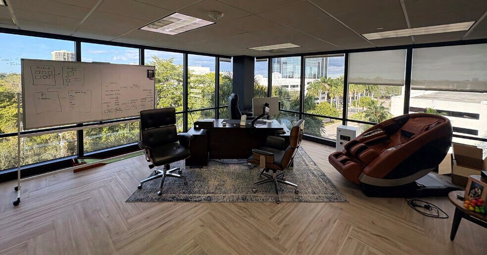 More Photos Of 1401 Forum Way, West Palm Beach Medical For Lease