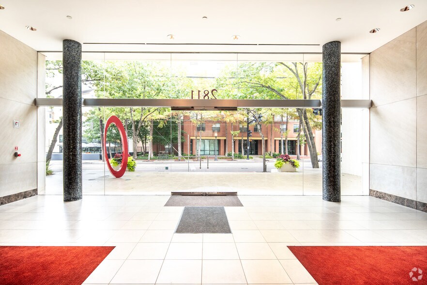 More Photos Of 2811 McKinney Ave, Dallas Office For Lease