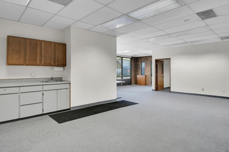 More Photos Of 18023 Highway 99, Lynnwood Office For Lease