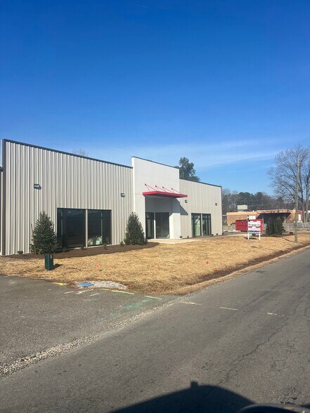 More Photos Of 51 Labrook Concourse, Richmond Warehouse For Lease