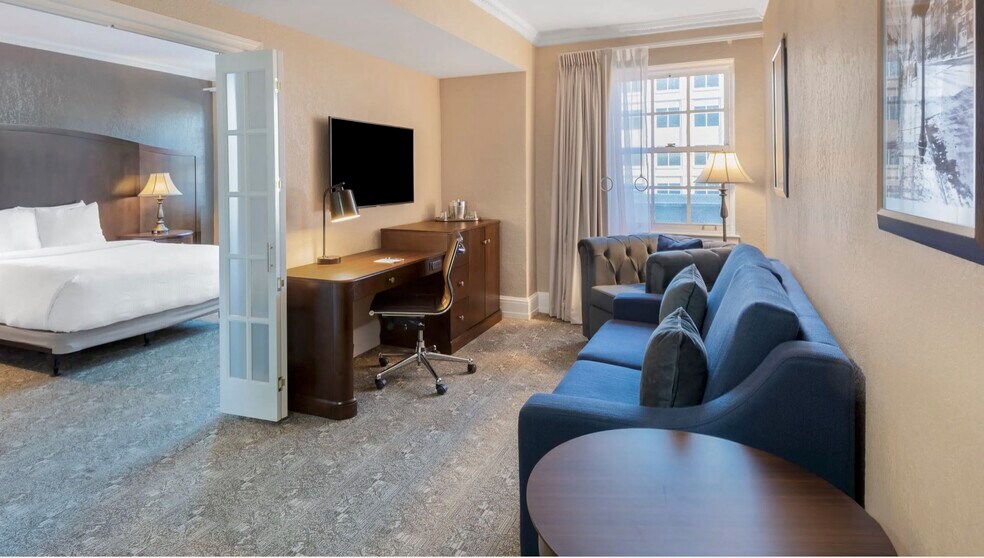 More Photos Of 555 Hamilton St, Allentown Hotel For Sale