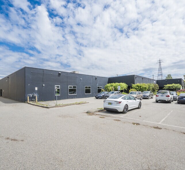 More Photos Of 8680 Cambie St, Vancouver Warehouse For Lease