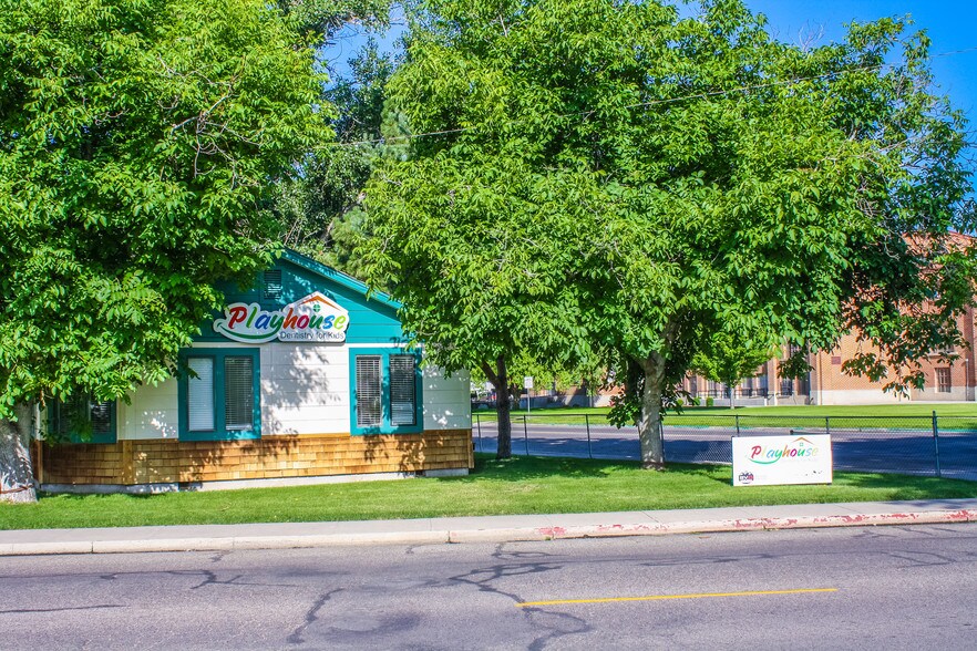 More Photos Of 125 S 10th, Mountain Home Medical For Sale