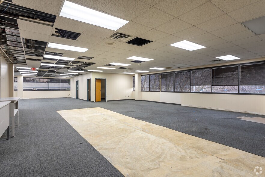 Photo of 2nd Floor Ste 1 Summit