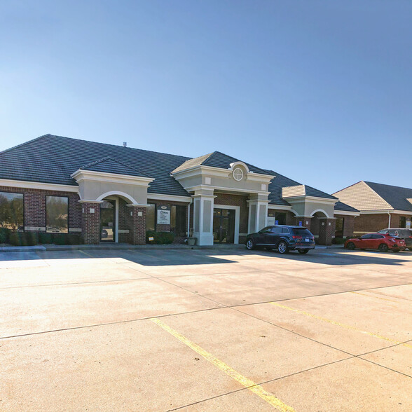 10333 E 21st St, Wichita, Ks 67206 - Office For Lease 