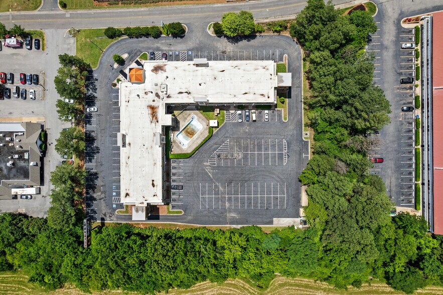 More Photos Of 155 Vulcan Rd, Birmingham Hotel For Sale