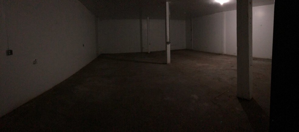 More Photos Of 9625 Rudicill St, Riverside Warehouse For Lease