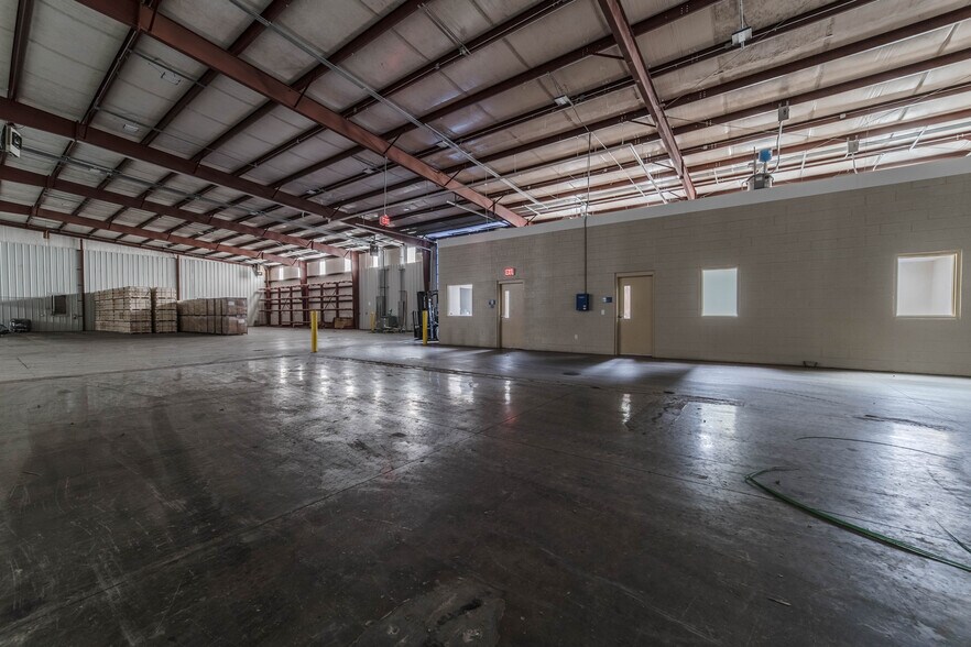 More Photos Of , Marion Unknown For Sale