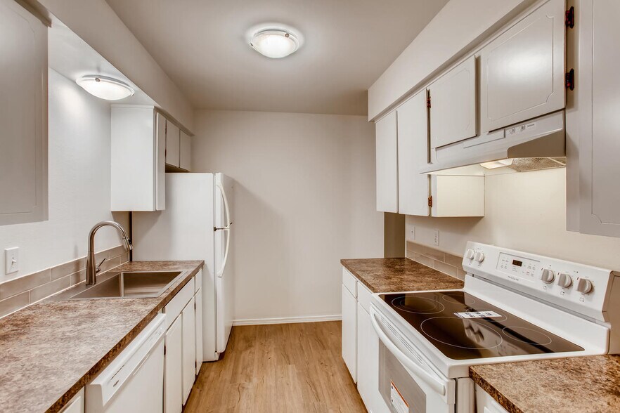 More Photos Of 8102-8122 SW 31st Ave, Portland Multifamily For Sale