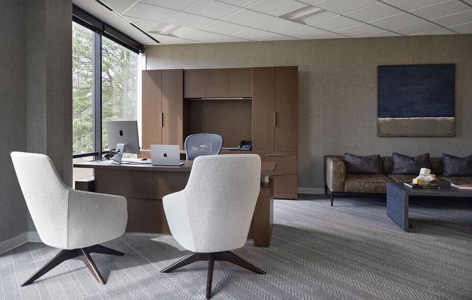 More Photos Of 8295 Tournament Dr, Memphis Coworking Space