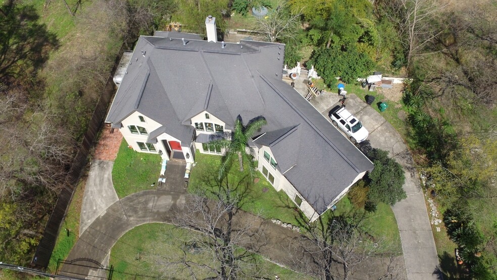 More Photos Of 315 Embry St, Houston Loft Creative Space For Sale