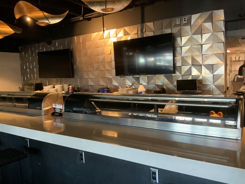 More Photos Of 5538 N 7th St, Phoenix Restaurant For Lease