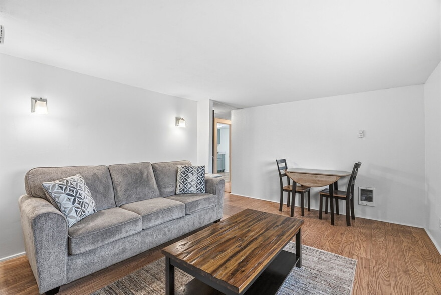 More Photos Of 180 2nd St, Cathlamet Apartments For Sale