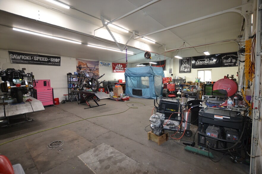 More Photos Of 116 N Orchard Ave, Canon City Auto Dealership For Sale