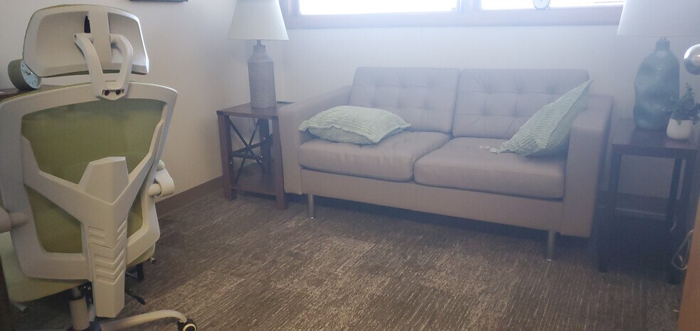 More Photos Of 275 Paterson Ave, Little Falls Medical For Lease