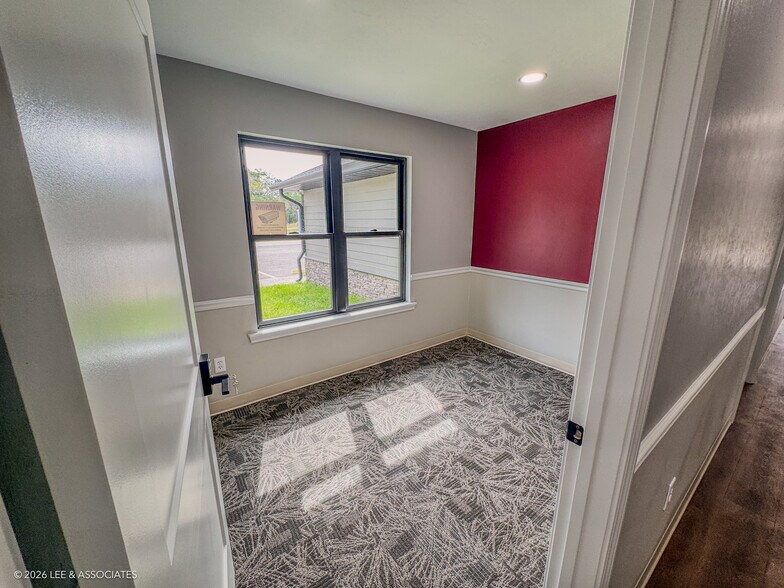 More Photos Of 490 SE 3rd Ave, Lake Butler Office For Lease