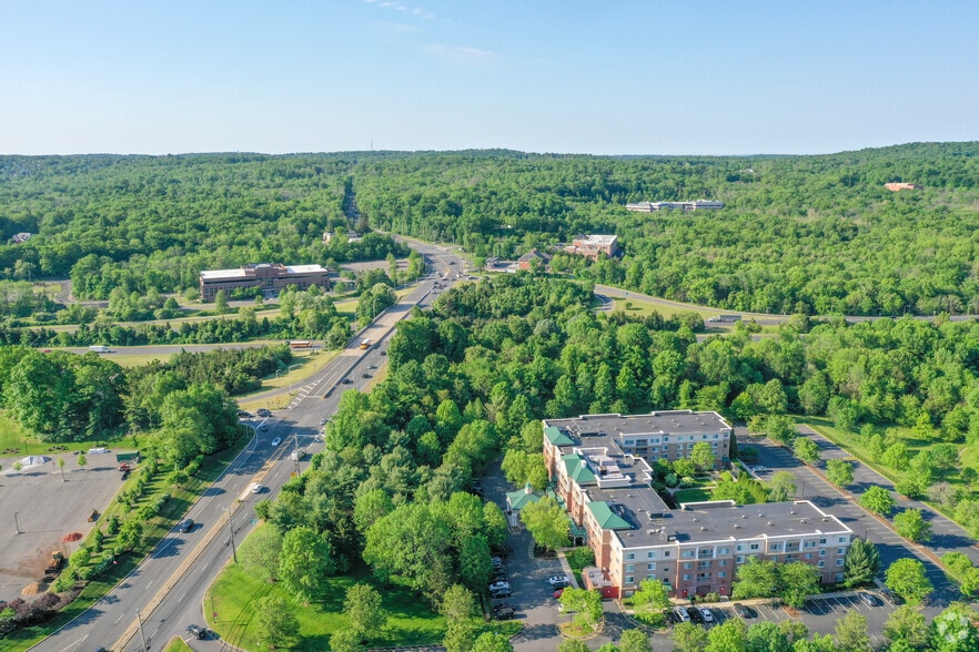More Photos Of 645 Martinsville Rd, Bernards Township Office For Lease