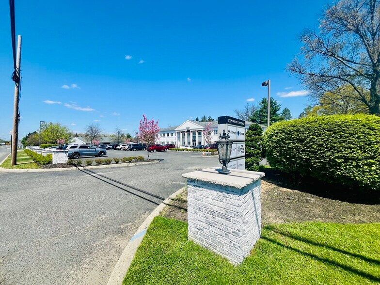 More Photos Of 239 Prospect Plains Rd, Monroe Township Medical For Lease