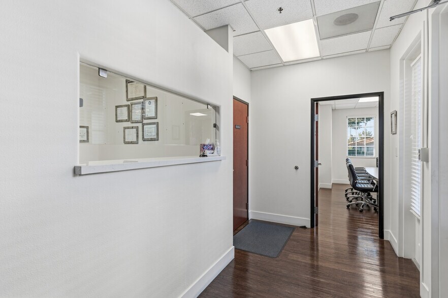 More Photos Of 3161 E Warm Springs Rd, Las Vegas Office For Sale