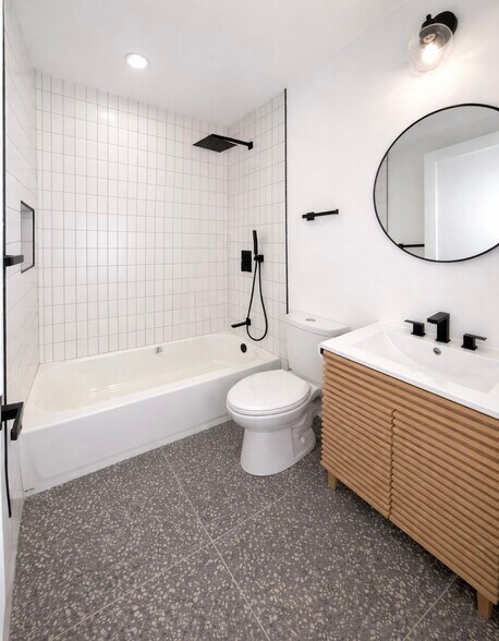 More Photos Of 12527 Cranbrook Ave, Hawthorne Apartments For Sale