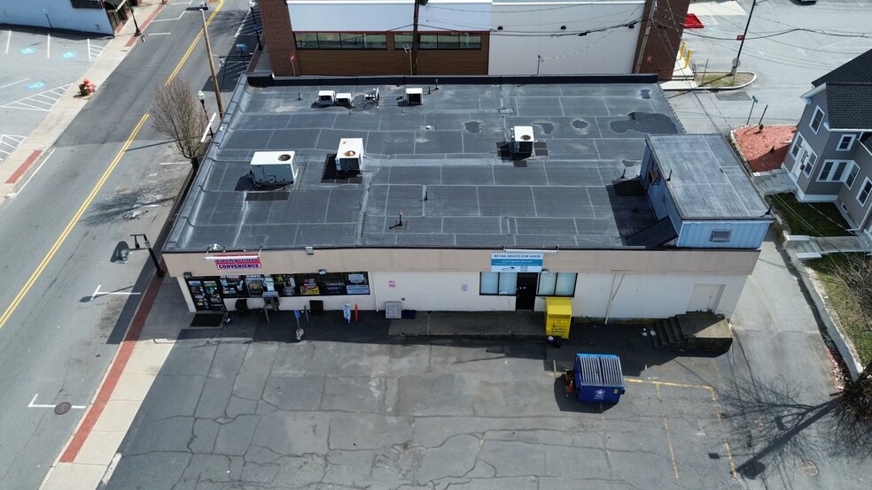 More Photos Of 510 Main St, Woburn Freestanding For Lease