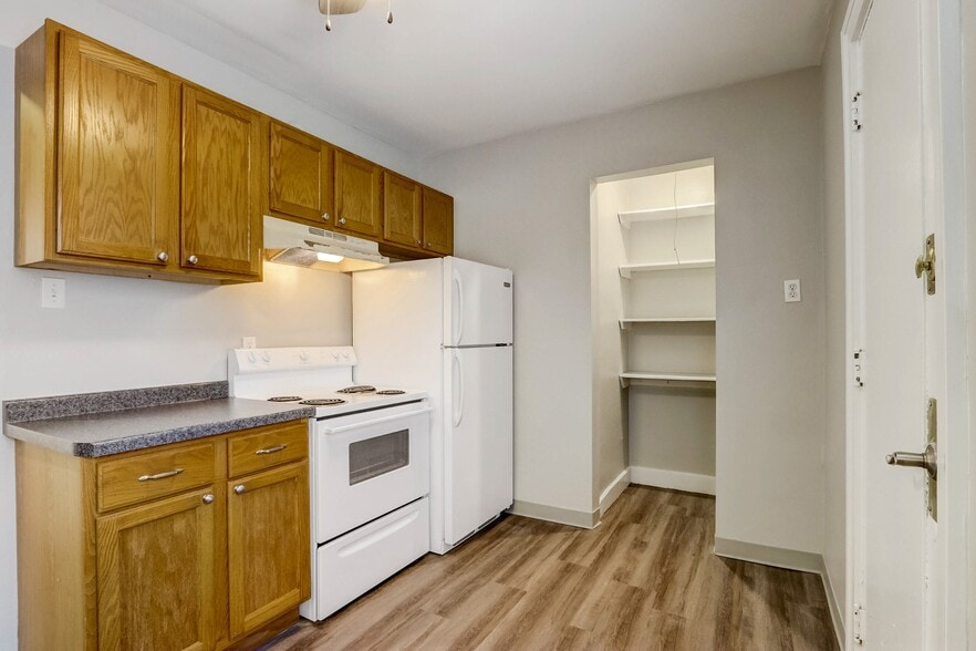 More Photos Of 3313-3319 W Wells St, Milwaukee Apartments For Sale