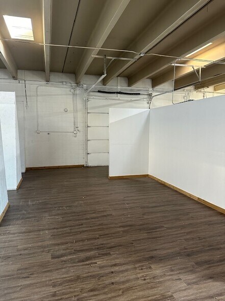 More Photos Of 140 Garden of the Gods Rd, Colorado Springs Flex For Sale