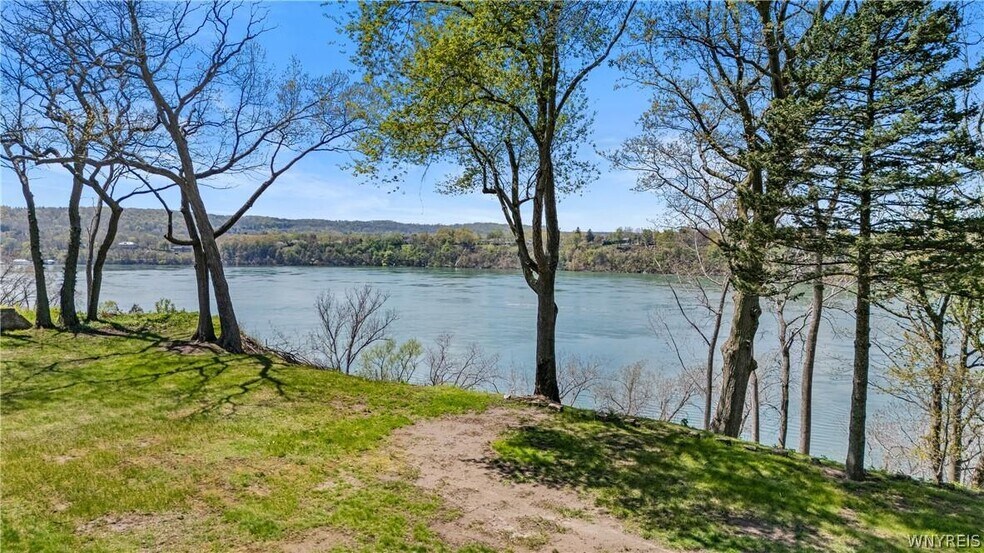 More Photos Of 435 N 2nd St, Lewiston Office Residential For Sale