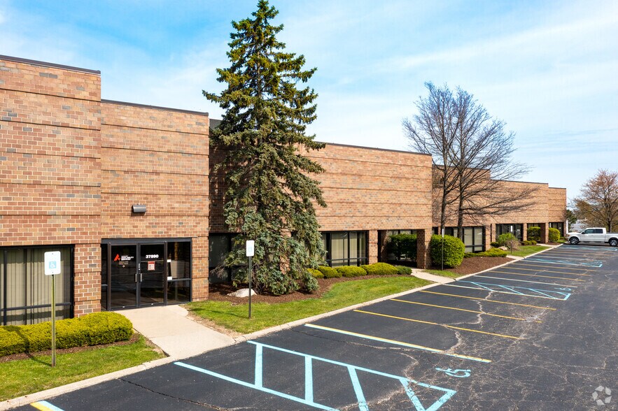 More Photos Of 37840-37890 Interchange Drive, Farmington Hills Research And Development For Lease