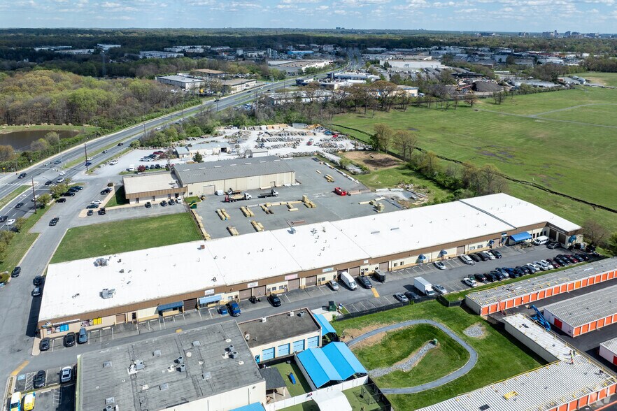 More Photos Of 15201-15277 Display Ct, Rockville Warehouse For Lease