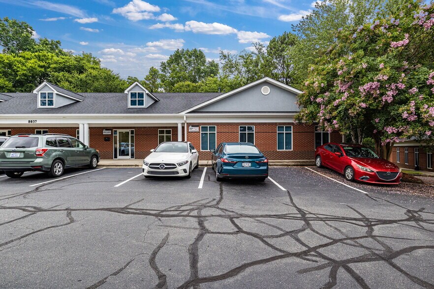 More Photos Of 8037 Corporate Center Dr, Charlotte Office For Sale