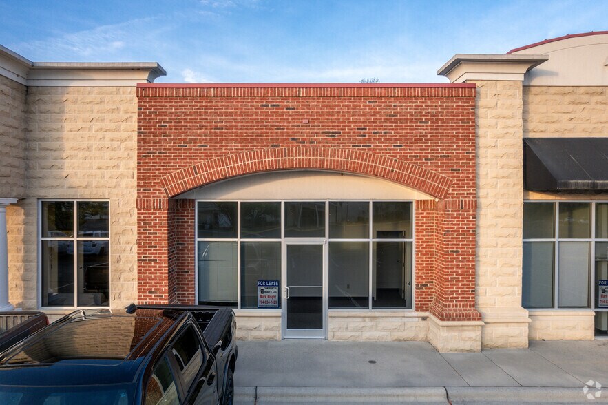 More Photos Of 2160 Commerce Dr, Monroe Storefront Retail Office For Lease