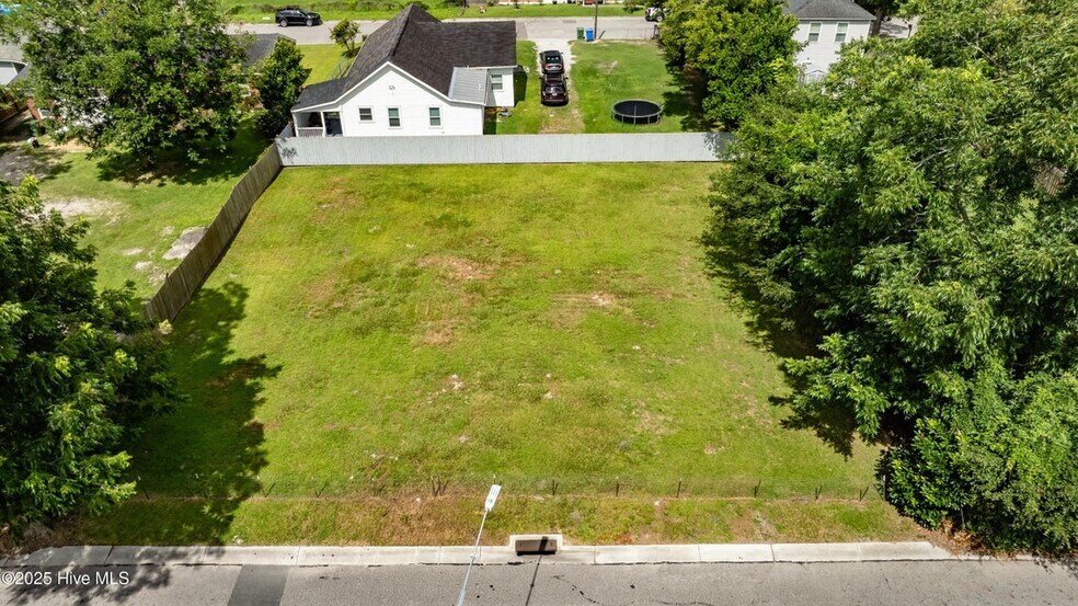 More Photos Of 109 Clay St, Wilmington Land For Sale