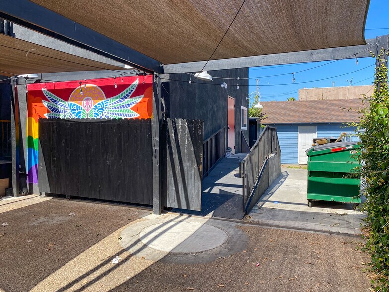 More Photos Of 1837 E 7th St, Long Beach Restaurant For Lease