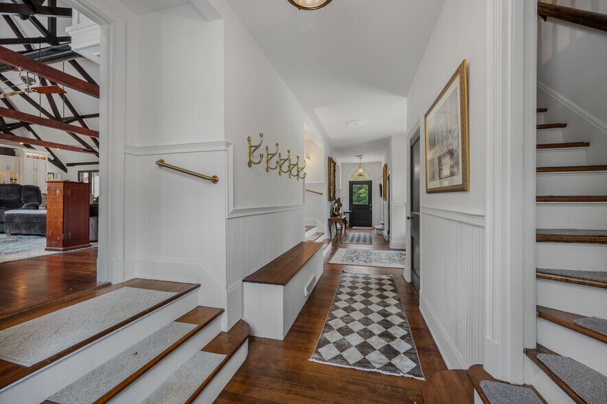 More Photos Of 2 Mission St, Baltic Specialty For Sale