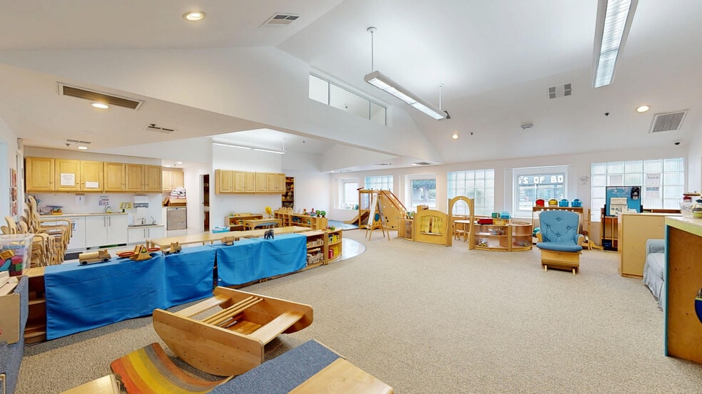 More Photos Of 6926 Melrose Ave, Los Angeles Loft Creative Space For Sale